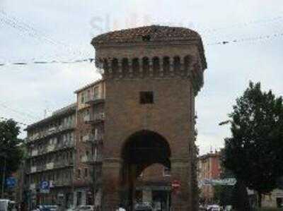 Regina di Quadri, Bologna