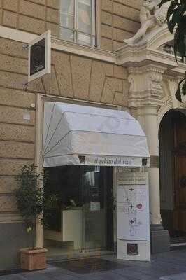 Gelateria gusto gelato, Genova