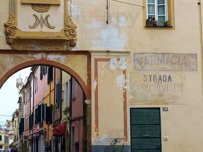 Pizzeria Le Streghe, Borghetto Santo Spirito