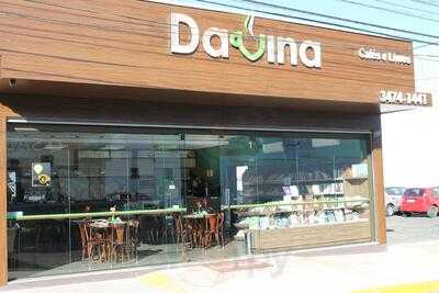 Davina Cafes E Livros