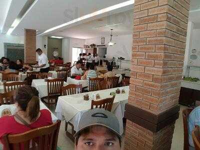 Restaurante E Churrascaria Laço De Ouro