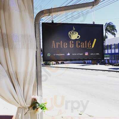 Arte E Café