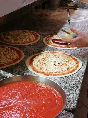 Pizzeria D'asporto La Piazzetta