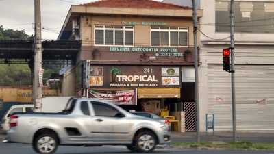 Padaria E Confeitaria Tropical