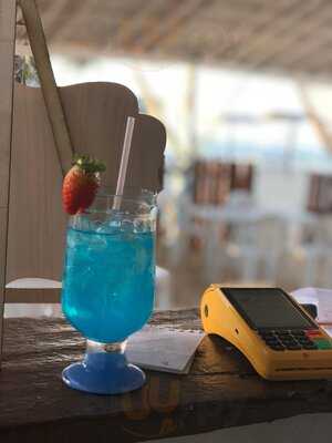 90 Beach Bar