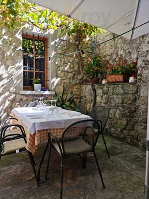 Osteria Sali e Tabacchi, Mandello del Lario