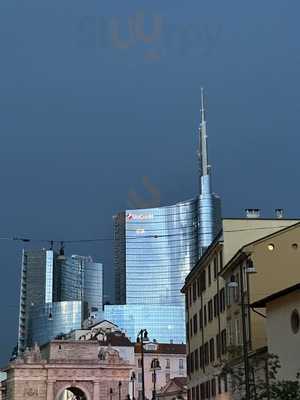 Bar Aziendale Unicredit, Milano