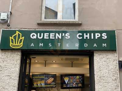 Queen's Chips, Pavia