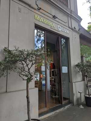 Mammaoliva, Milano