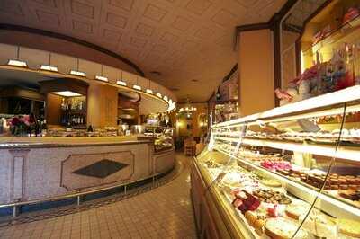 Bar Pasticceria Villa, Milano