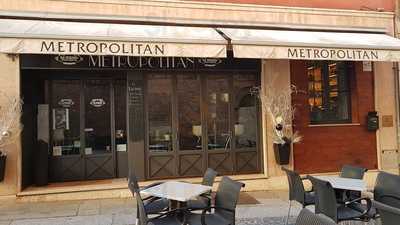 Metropolitan Bar