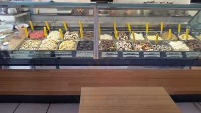 Gelateria Giallocrema