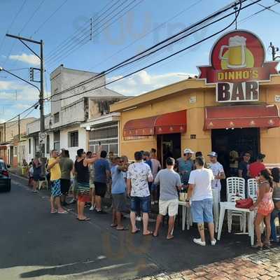 Dinho's Bar