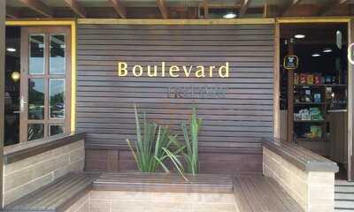 Boulevard Free Way