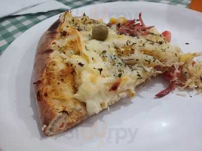 La Em Casa Pizzaria E Refeicoes