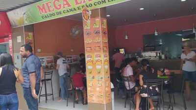 Mega Lanche menu