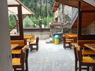 Ristorante Ai Portoni, Chiesa In Valmalenco