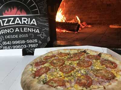 Pizzaria Forno A Lenha