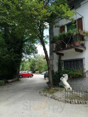 Tenuta Agrituristisca Scuderia la Quercia, Curno