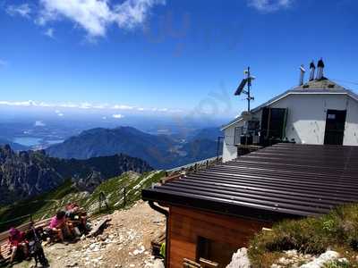 Rifugio Brioschi, Pasturo