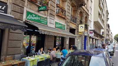 Alhambra Cafe, Milano