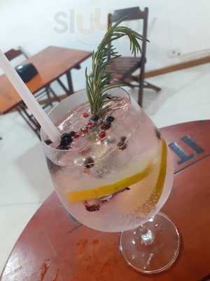 Bar Avenida menu