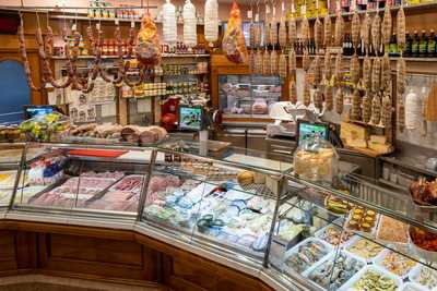 Salumeria Gastronomia Almondo Baro