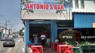 Antonio's Bar