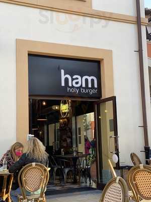 Ham Holy Burger - Serravalle Designer Outlet