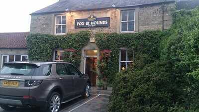 Fox And Hounds Inn