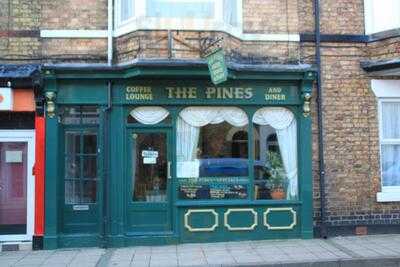 The Pines Coffee Lounge And Diner