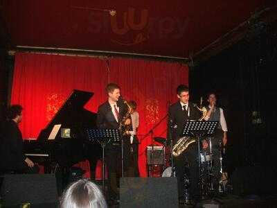 Matt And Phred's Jazz Club