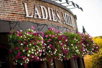 Ladies Mile Pub