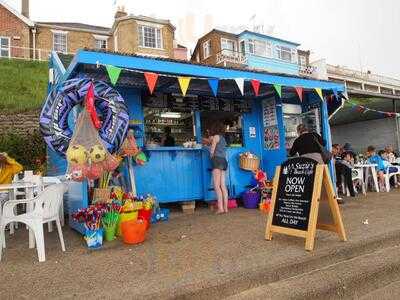 Suzie's Beach Cafe