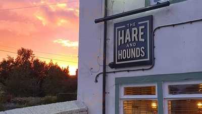 The Hare And Hounds