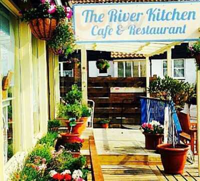 The River Kitchen Cafe & Restaurant