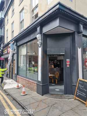 Kingfishernq Fish & Chips