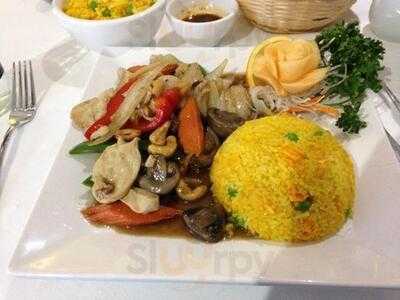 Lemongrass Thai Cuisine