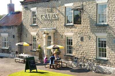 The Grapes Inn