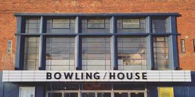 Bowling House - Restaurant & Bar