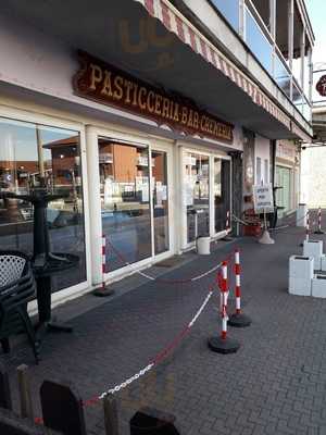 bar pasticceria L'Canaveis, San Francesco al Campo