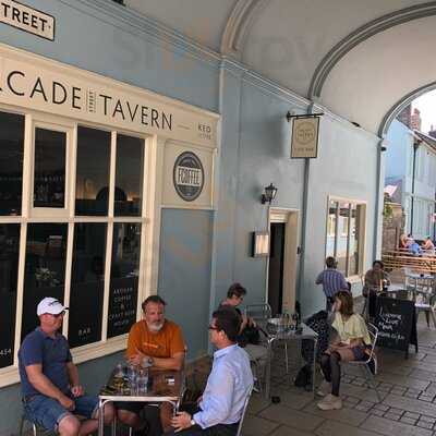 Arcade Street Tavern