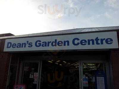 Dean's York Garden Centre & Coffee Shop