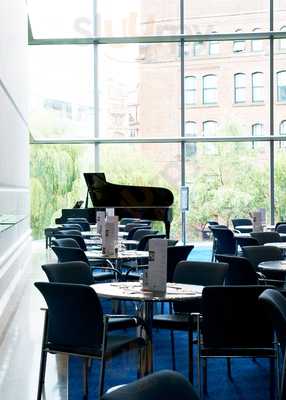 Stalls Cafe Bar - Bridgewater Hall