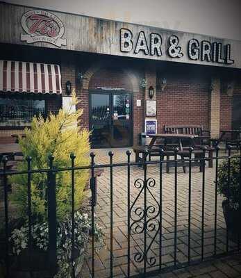 Ti's Bar & Grill