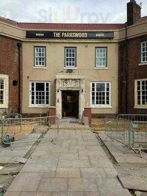 Parrswood Pub