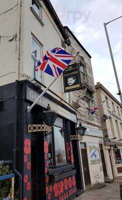 Gallaghers Pub & Barbers