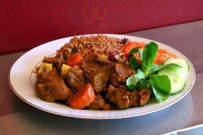 Maureens Caribbean Food