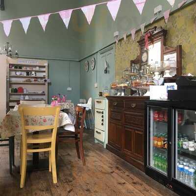 Bluebells Florist & Tea Rooms