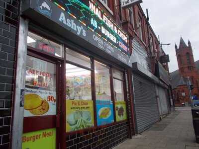 Ashy's Chippy & Takeaway - Cheetham Hill